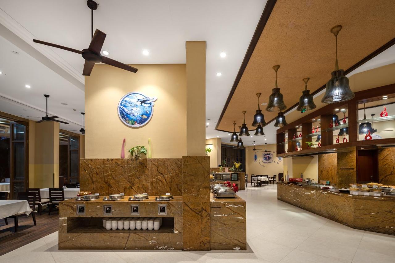 Sanya Seacube Holiday Hotel Exterior photo