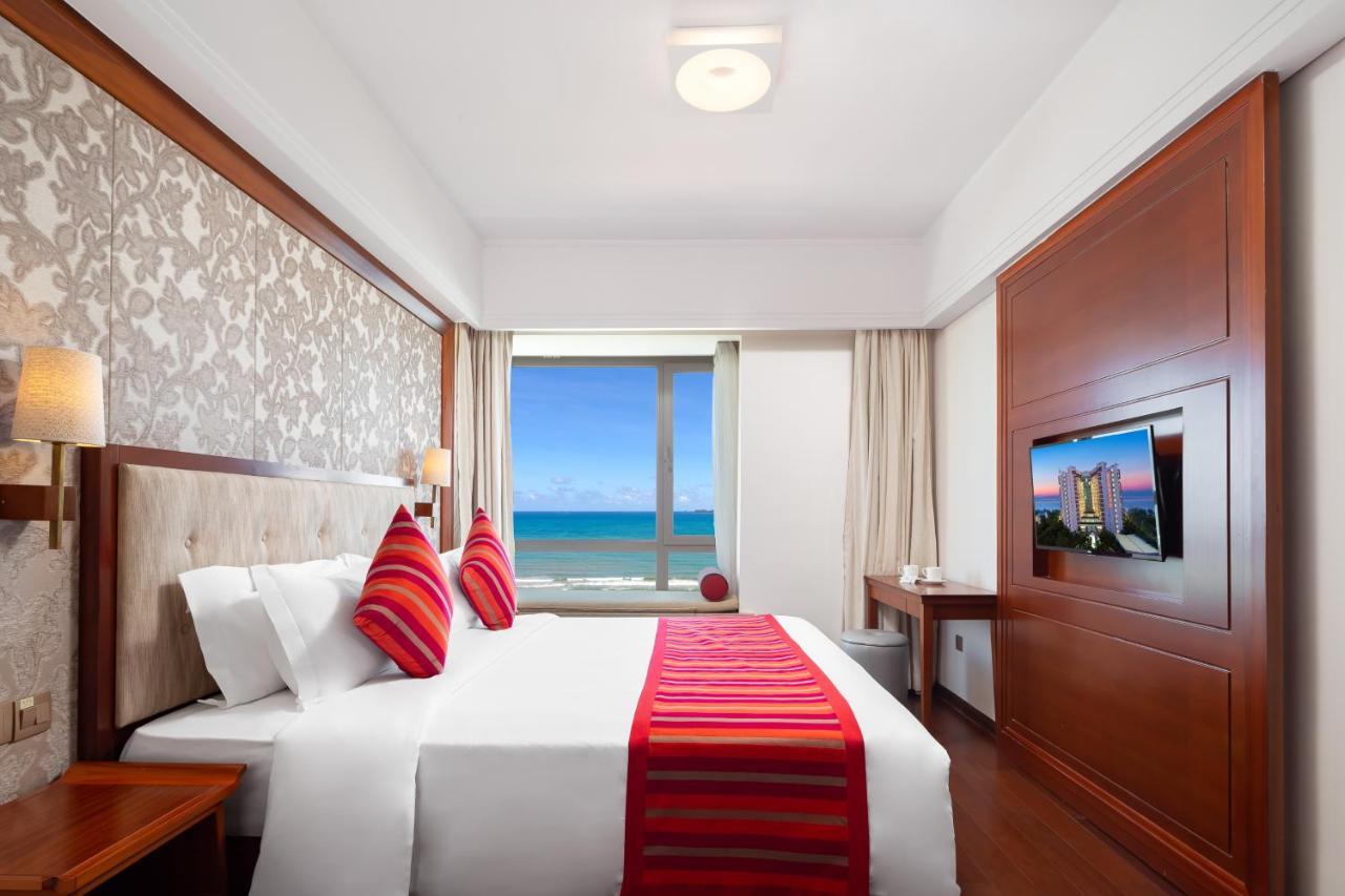 Sanya Seacube Holiday Hotel Exterior photo