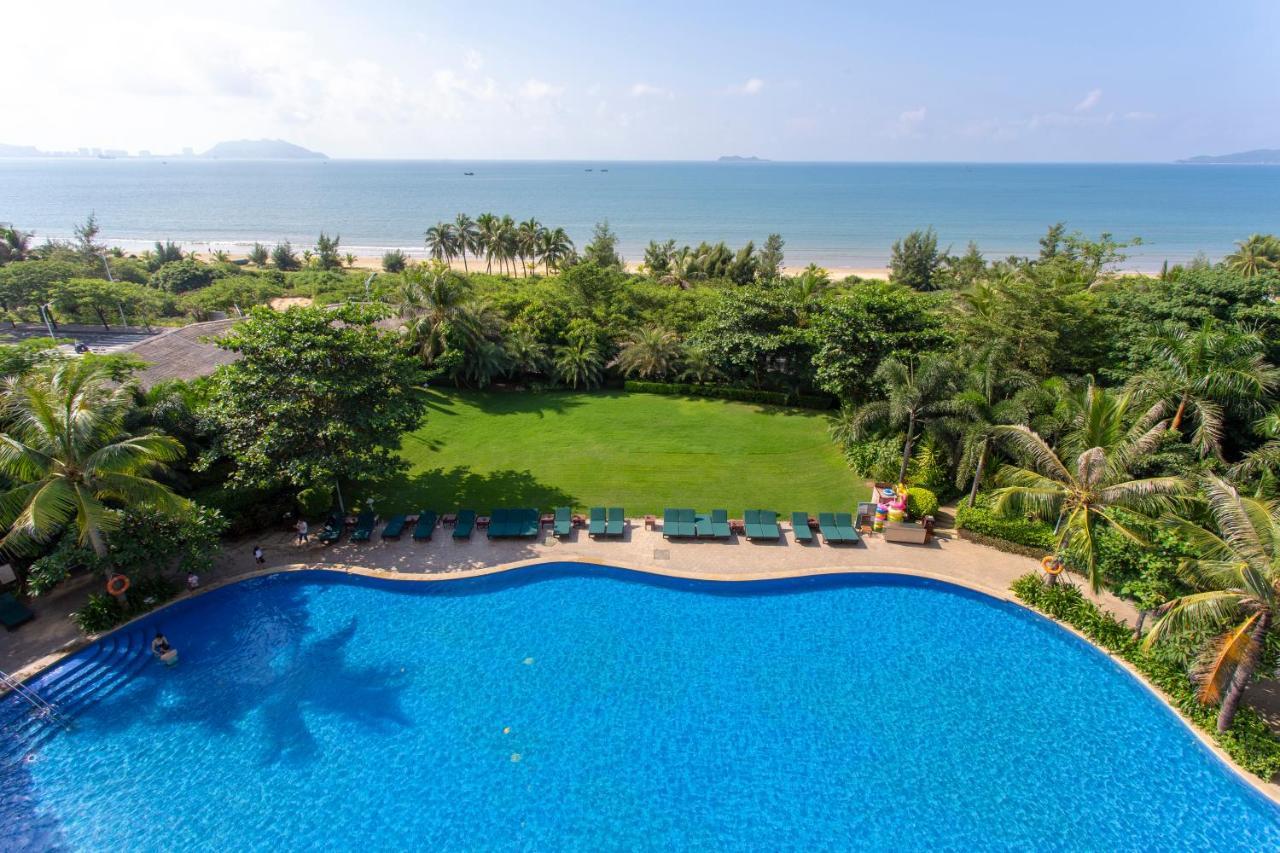 Sanya Seacube Holiday Hotel Exterior photo