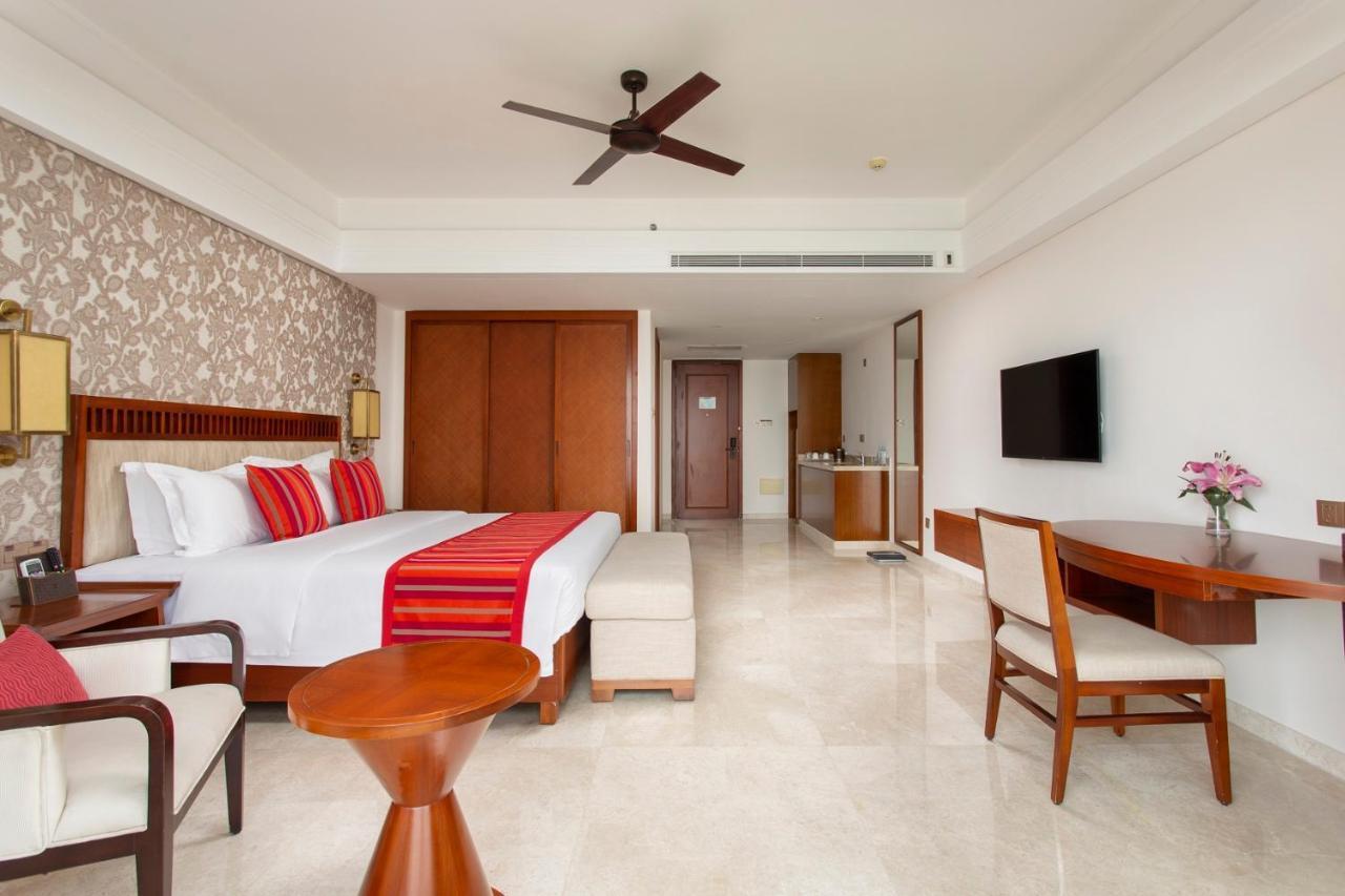 Sanya Seacube Holiday Hotel Exterior photo